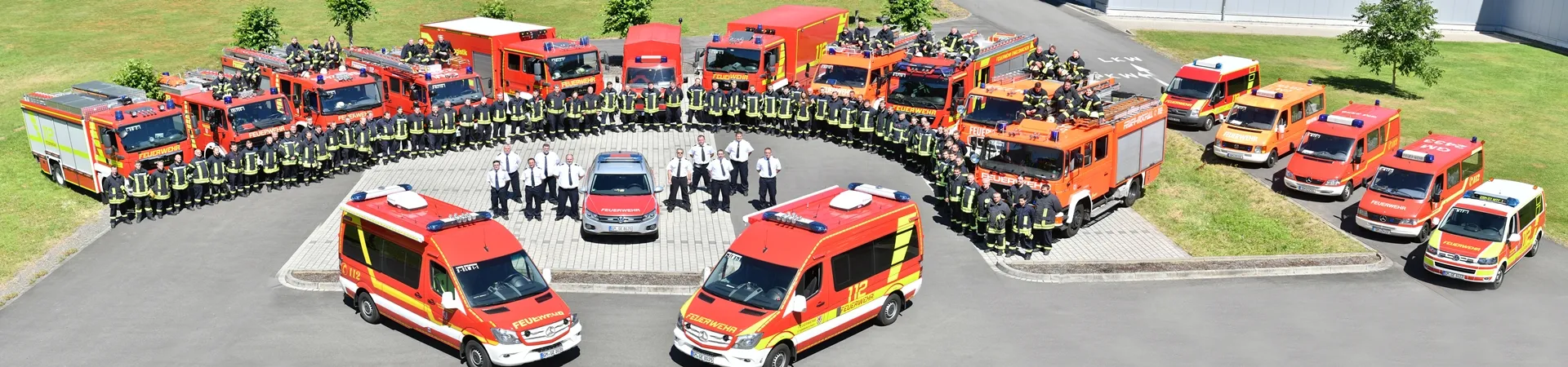 Frühling - Herbst: Feuerwehrflotte